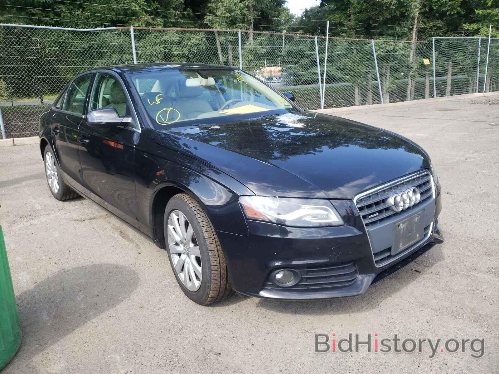 Фотография WAUFFAFL7AN055174 - AUDI A4 2010