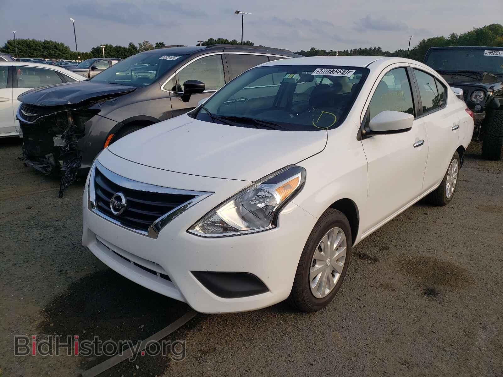 2019 NISSAN VERSA - VIN: 3N1CN7AP3KL855478 - Фото 2