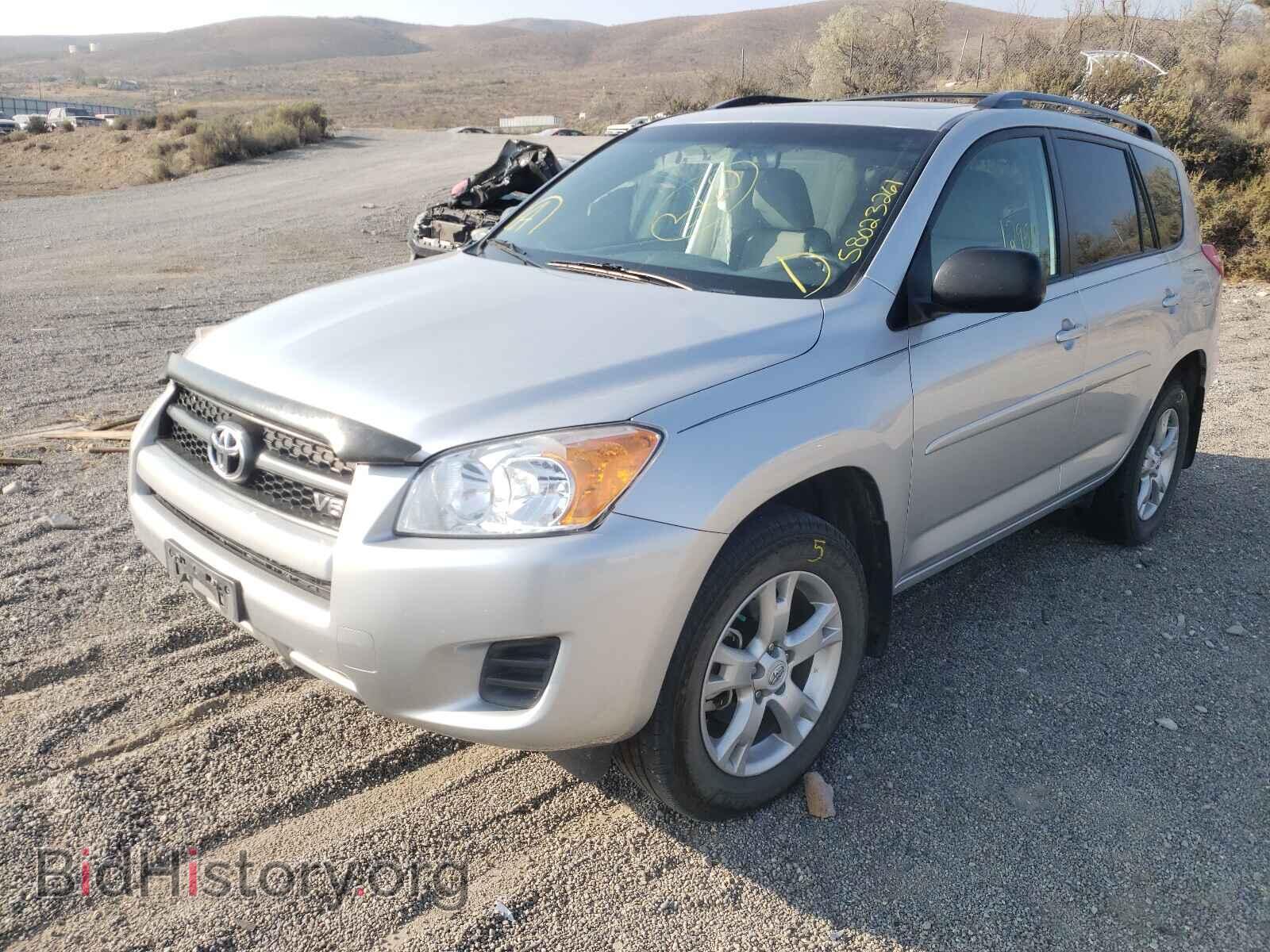 2011 TOYOTA RAV4 - VIN: 2T3BK4DV1BW042126 - Фото 2