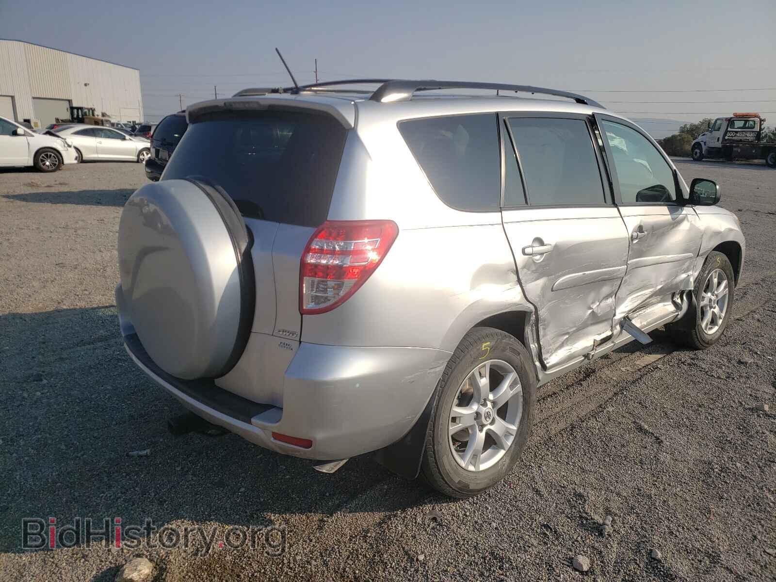 2011 TOYOTA RAV4 - VIN: 2T3BK4DV1BW042126 - Фото 4