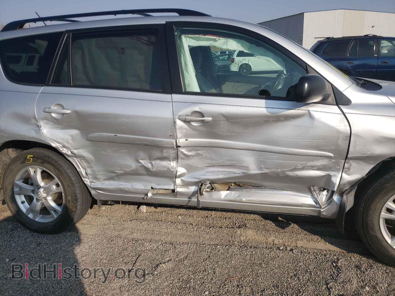 2011 TOYOTA RAV4 - VIN: 2T3BK4DV1BW042126 - Фото 9