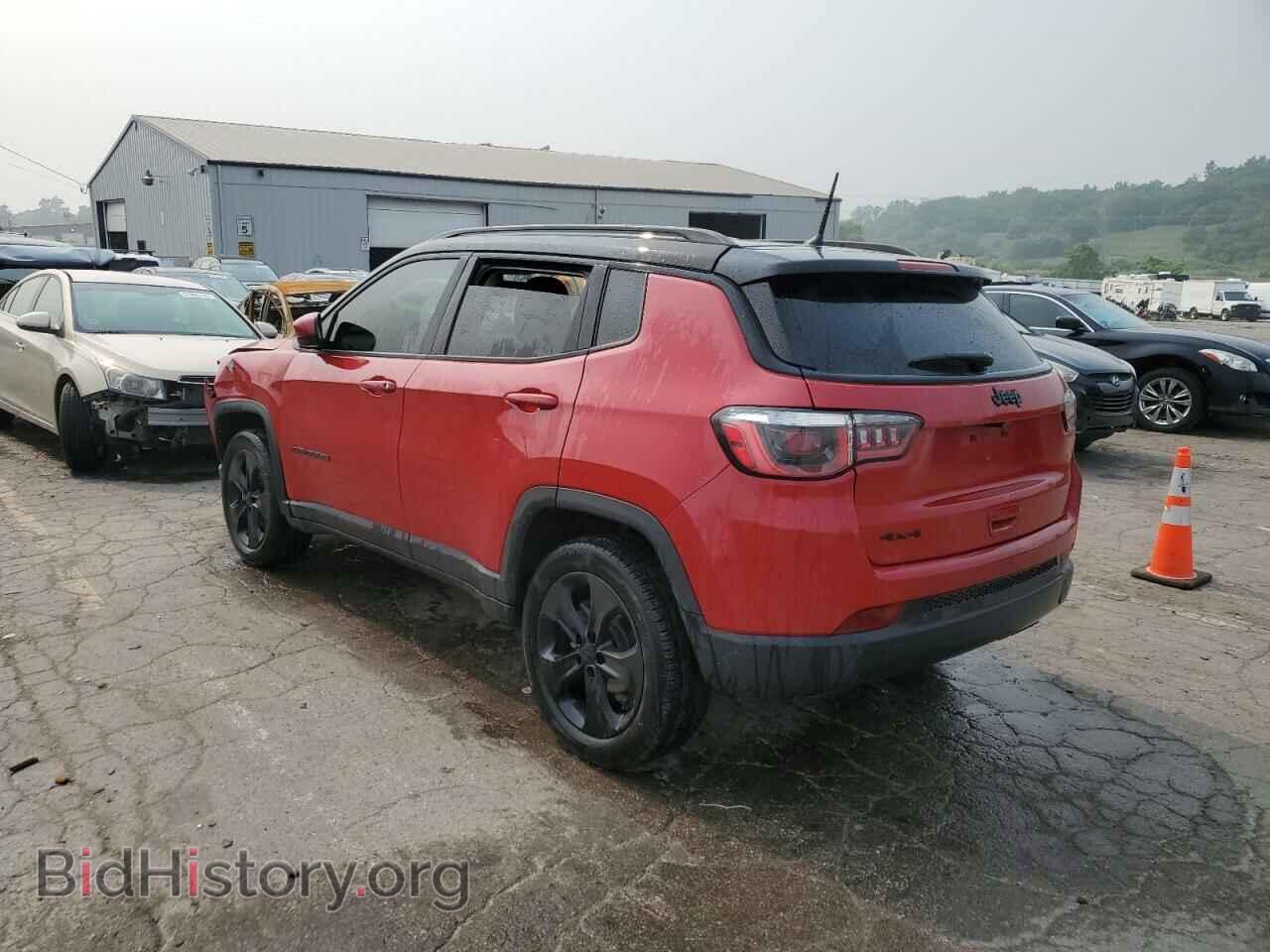 2018 JEEP COMPASS - VIN: 3C4NJDBB0JT394418 - Фото 2