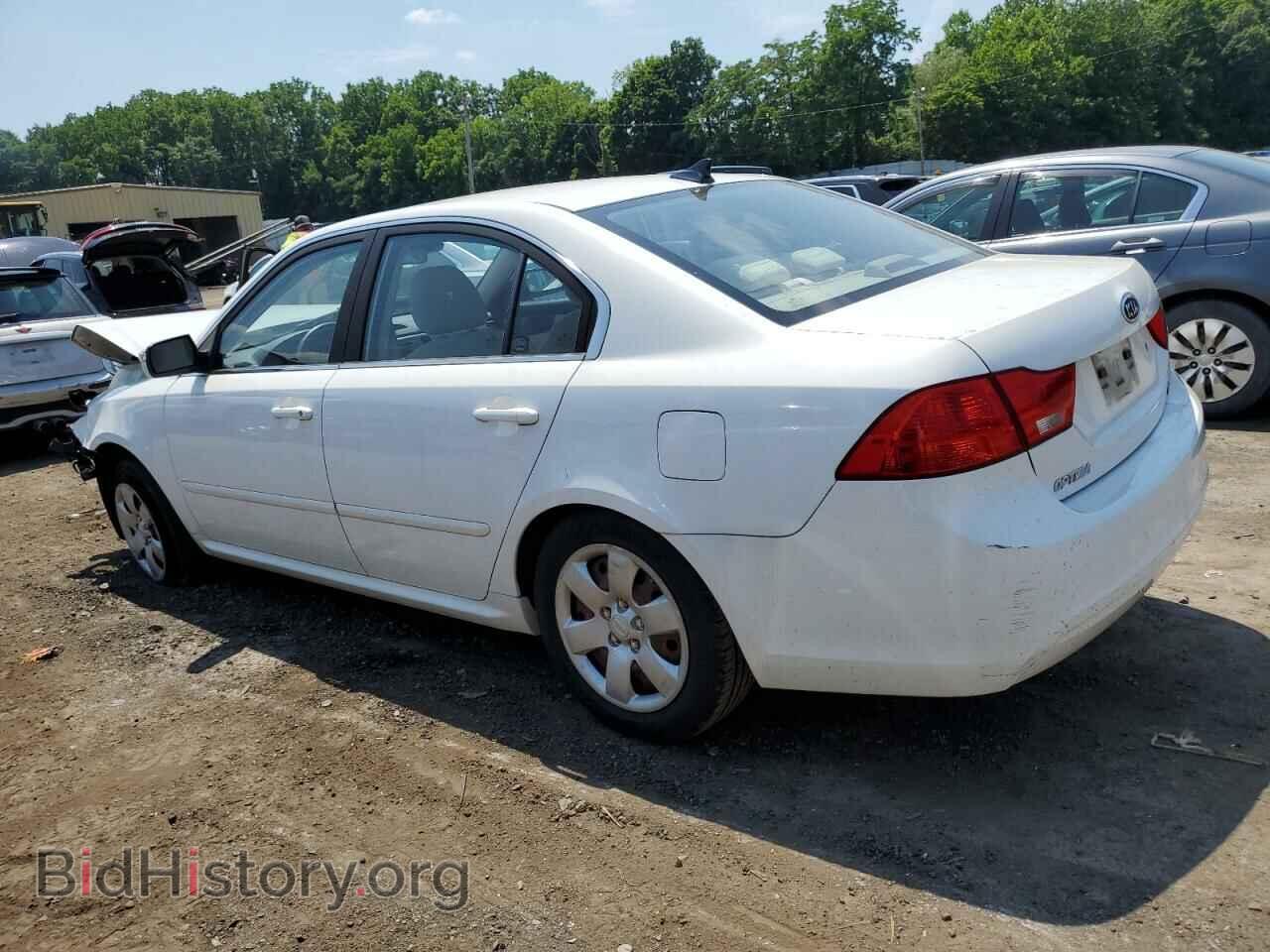 2009 KIA OPTIMA - VIN: KNAGE228195283388 - Фото 2