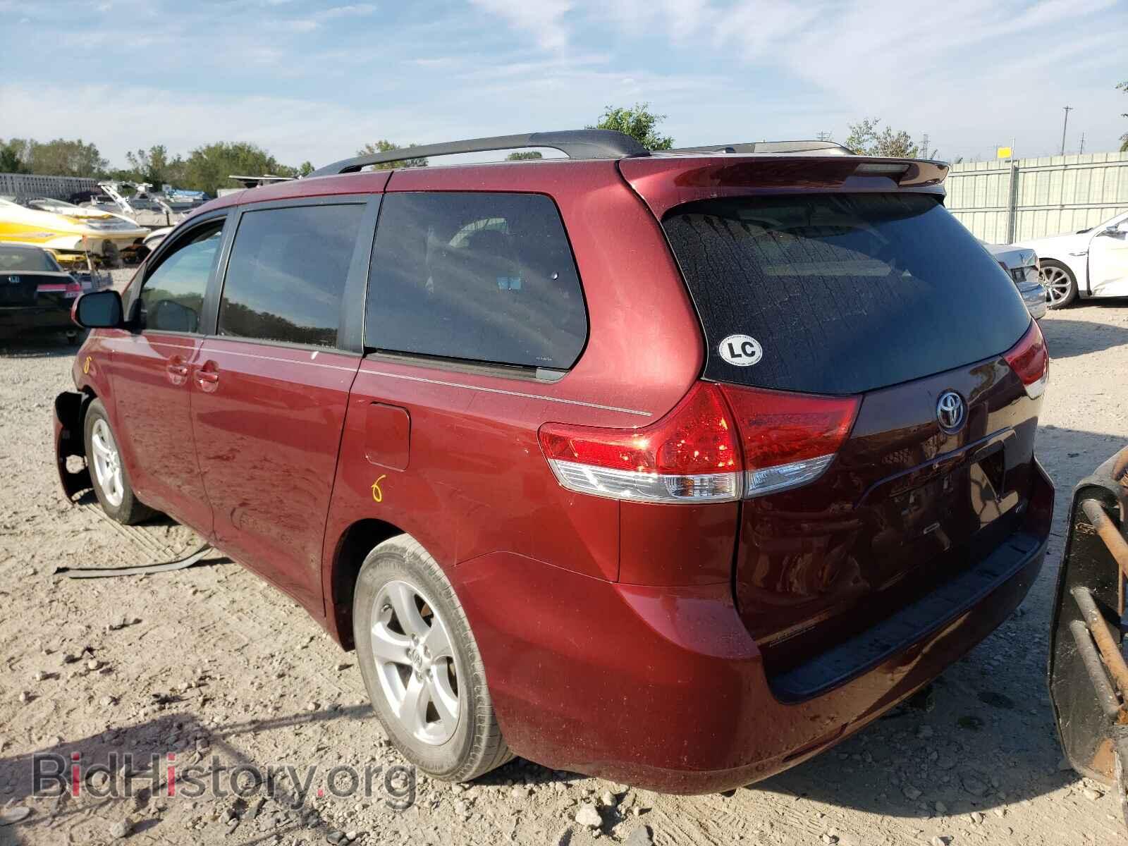 2013 TOYOTA SIENNA - VIN: 5TDKK3DC8DS376103 - Фото 3