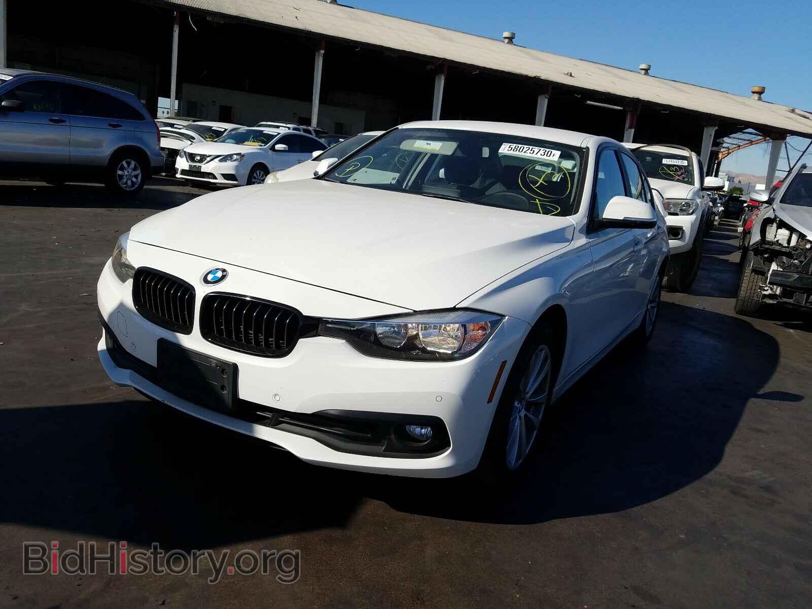 2016 BMW 3 SERIES - VIN: WBA8E1G56GNU12199 - Фото 2