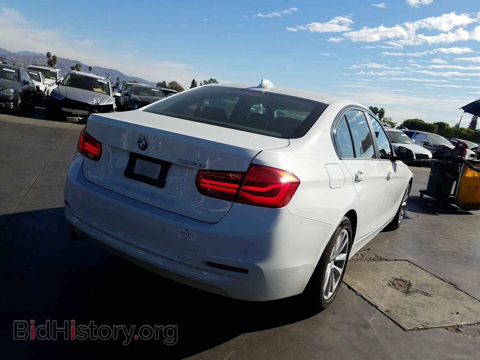2016 BMW 3 SERIES - VIN: WBA8E1G56GNU12199 - Фото 4