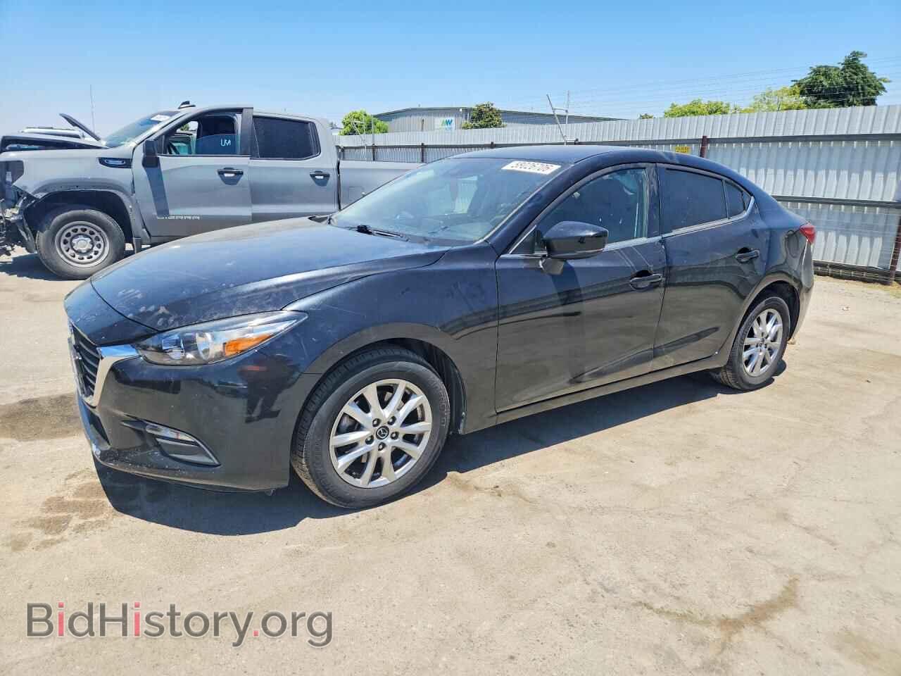 Photo 3MZBN1U73JM197975 - MAZDA 3 2018