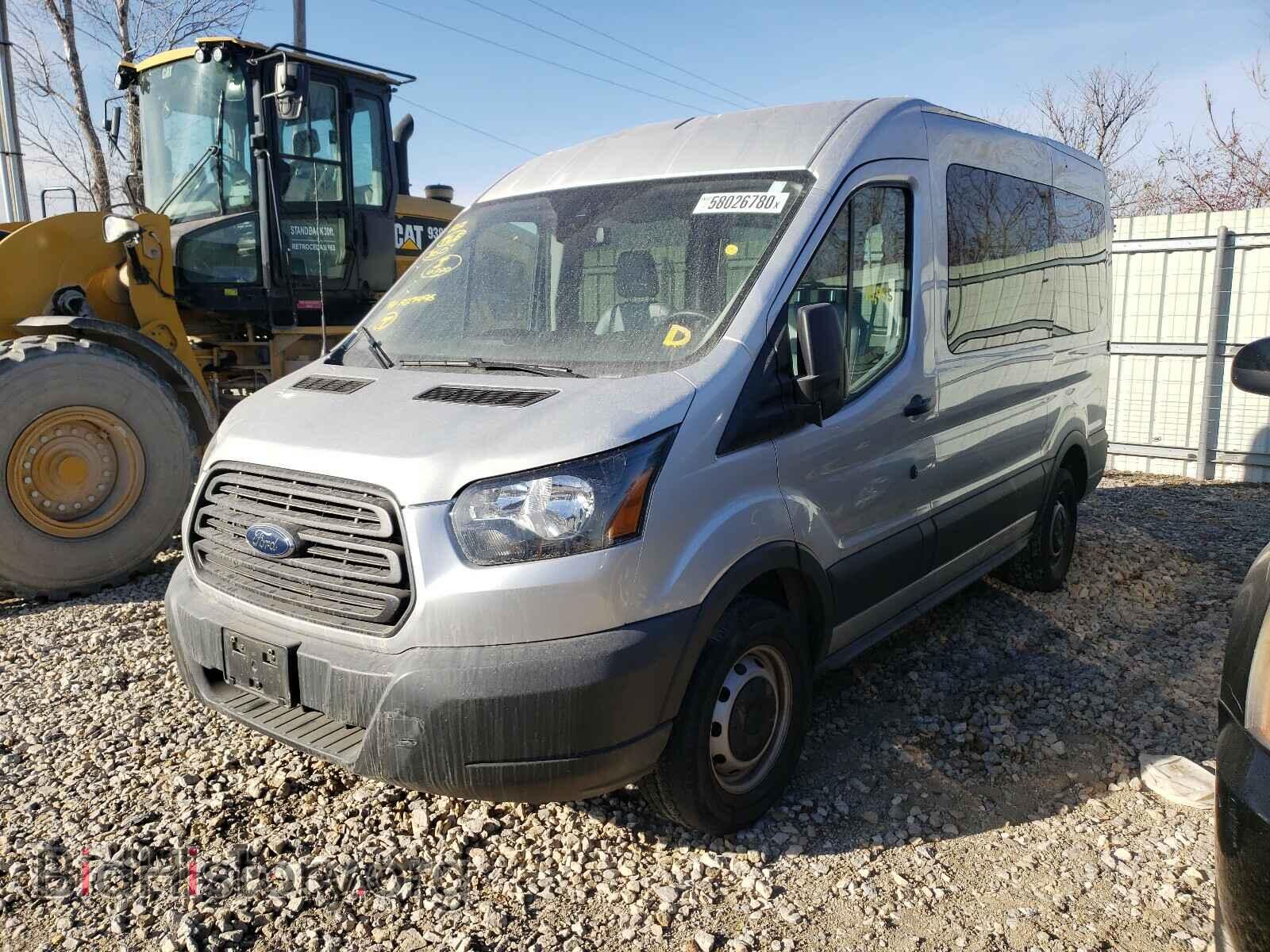 2017 FORD TRANSIT CO - VIN: 1FTYE1CM0HKA27496 - Фото 2
