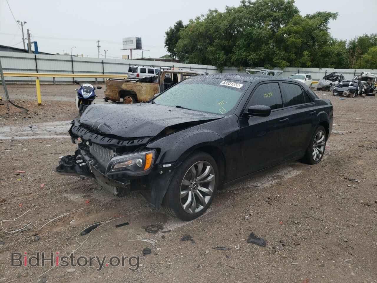 2014 CHRYSLER 300 - VIN: 2C3CCABG2EH352105 - Фото 2