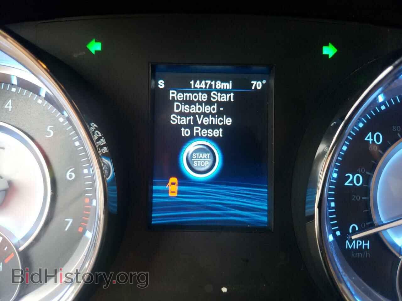2014 CHRYSLER 300 - VIN: 2C3CCABG2EH352105 - Фото 8