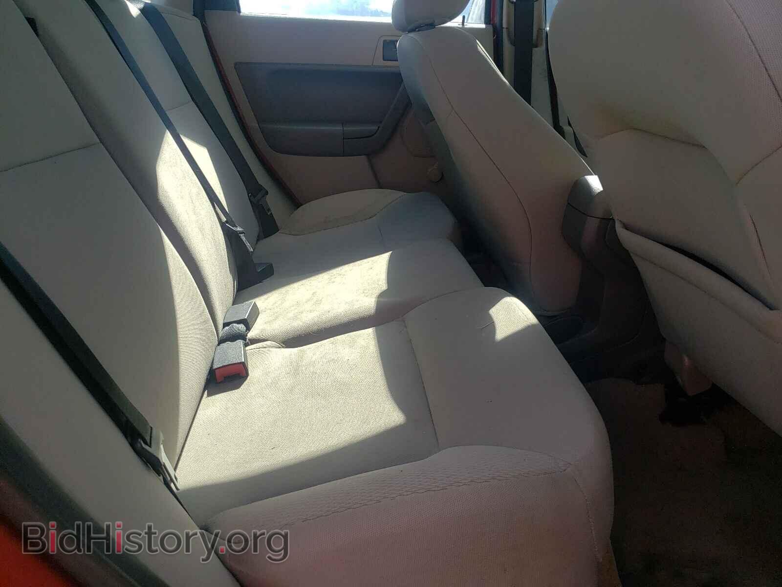 2011 FORD FOCUS - VIN: 1FAHP3EN7BW133042 - Фото 6