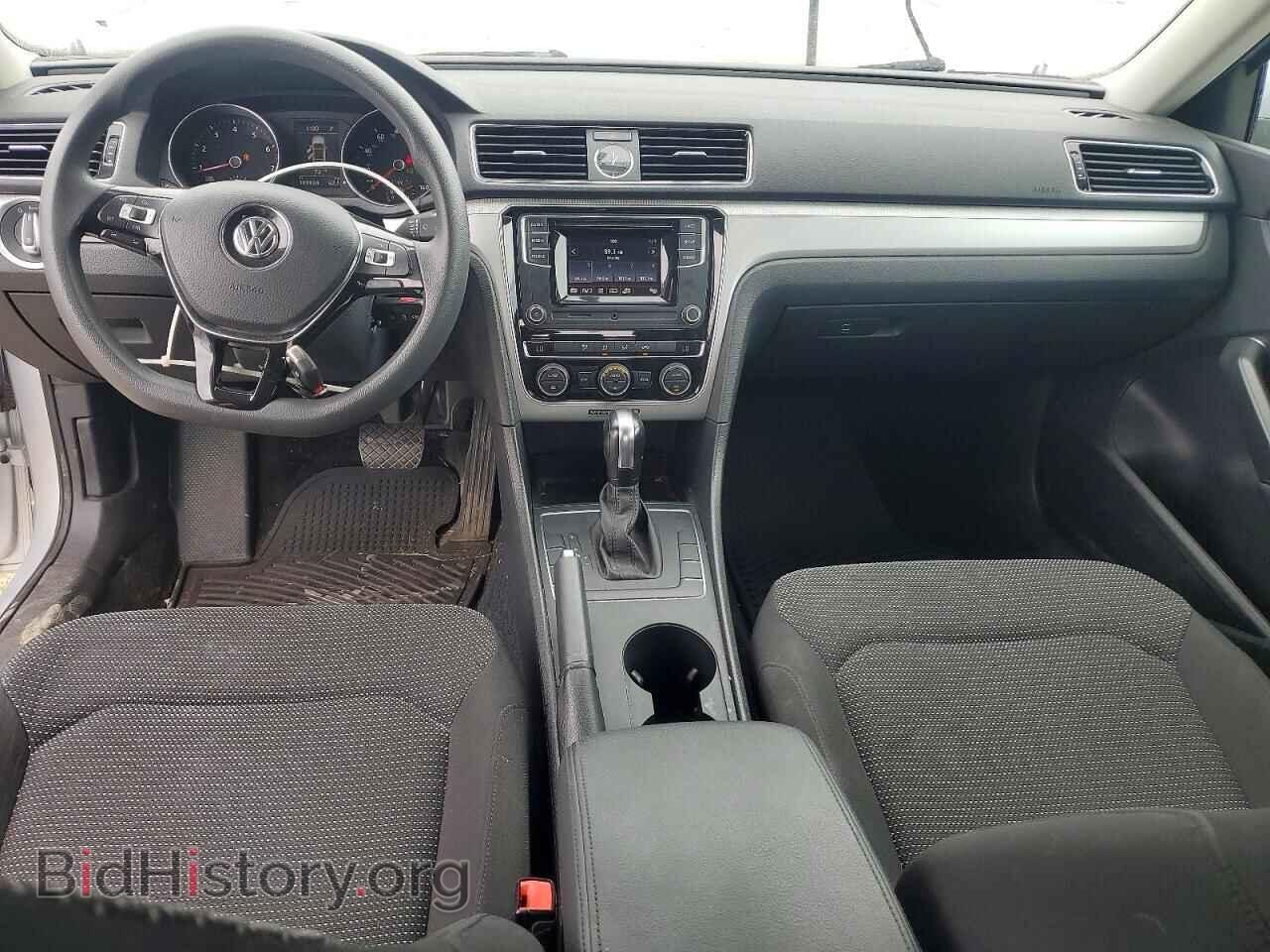 2017 VOLKSWAGEN PASSAT - VIN: 1VWAT7A33HC059399 - Фото 8