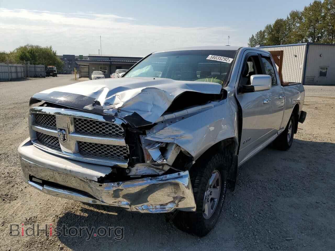 2010 DODGE RAM 1500 - VIN: 1D7RV1GP9AS159595 - Фото 2