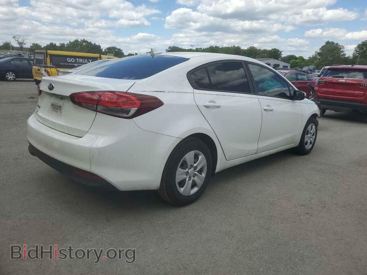 2017 KIA FORTE - VIN: 3KPFL4A71HE097331 - Фото 3