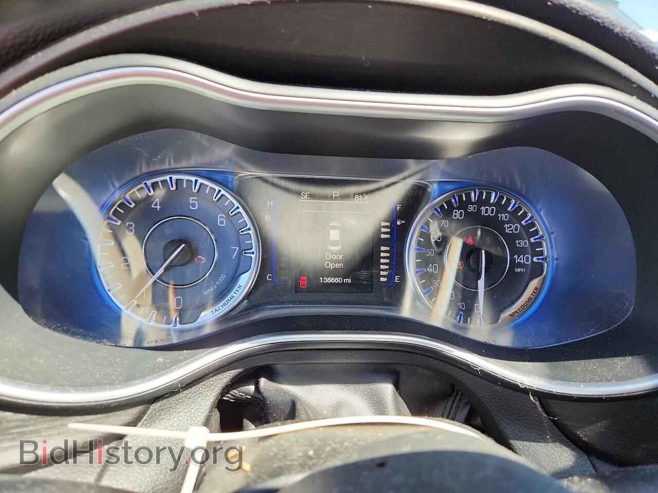 2015 CHRYSLER 200 - VIN: 1C3CCCAB5FN602835 - Фото 9