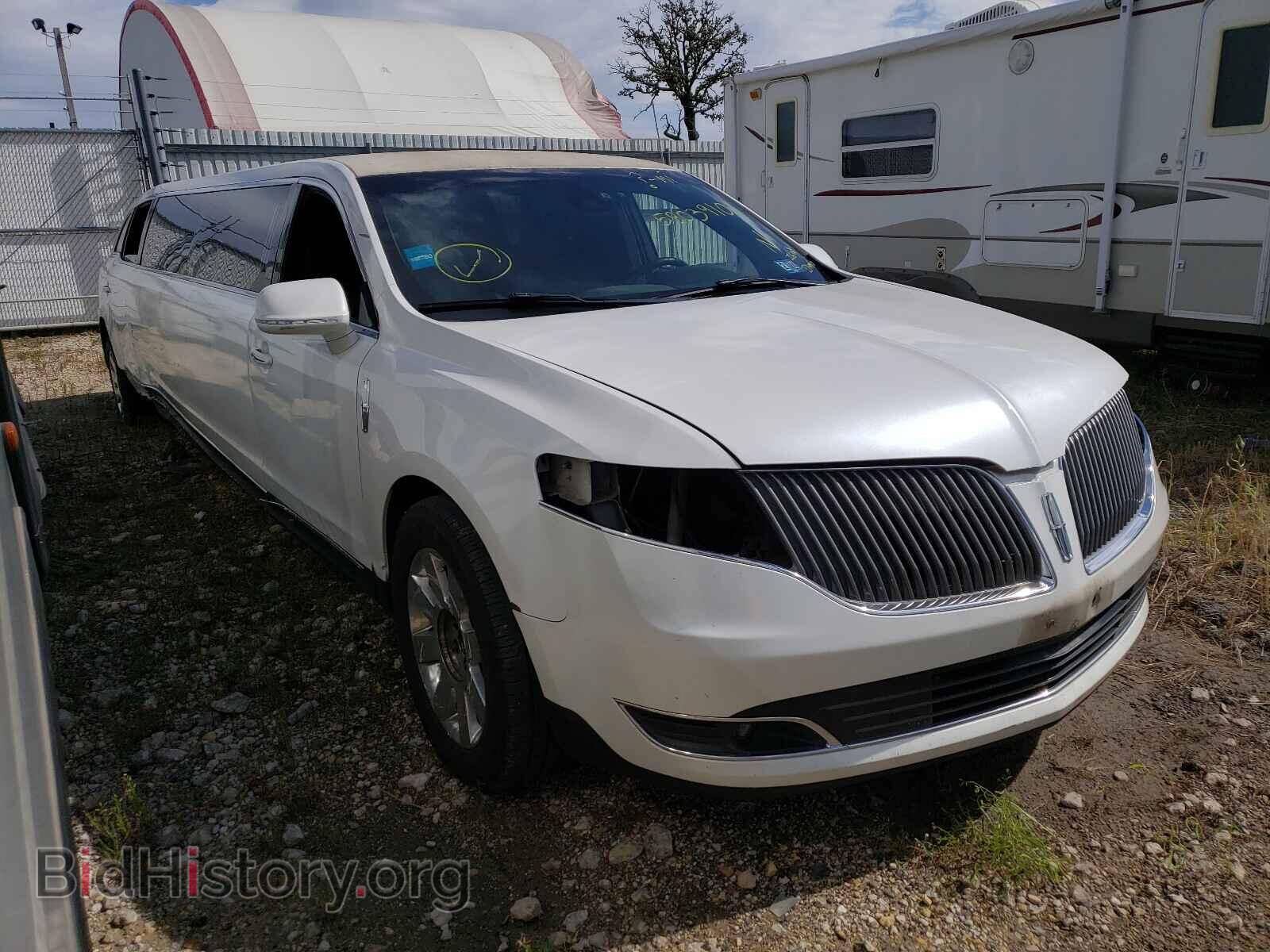 Photo 2L1MJ5LKXDBL58376 - LINCOLN MKT 2013