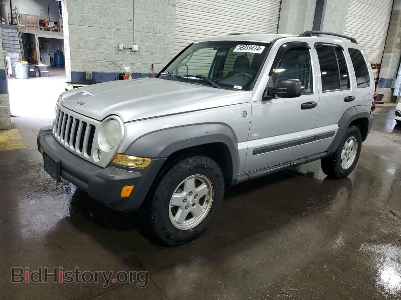 Фотография 1J4GL48K16W288002 - JEEP LIBERTY 2006