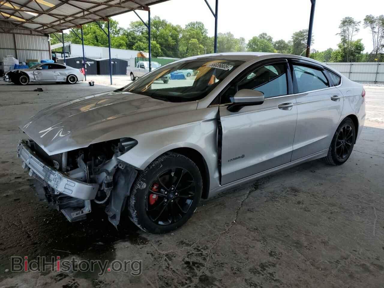 Photo 3FA6P0LU8KR204638 - FORD FUSION 2019