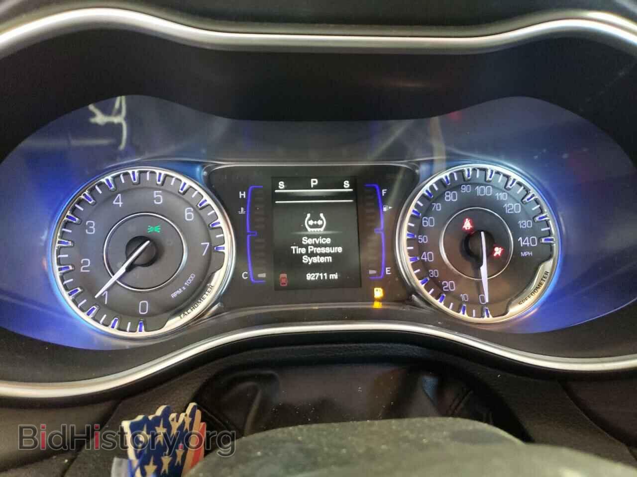 2016 CHRYSLER 200 - VIN: 1C3CCCAB4GN116177 - Фото 9