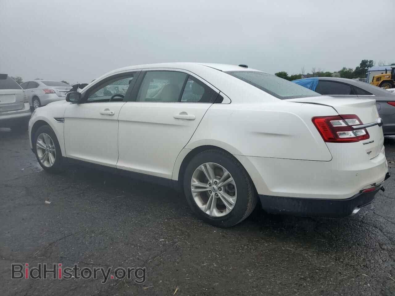 2018 FORD TAURUS - VIN: 1FAHP2H82JG105027 - Фото 2