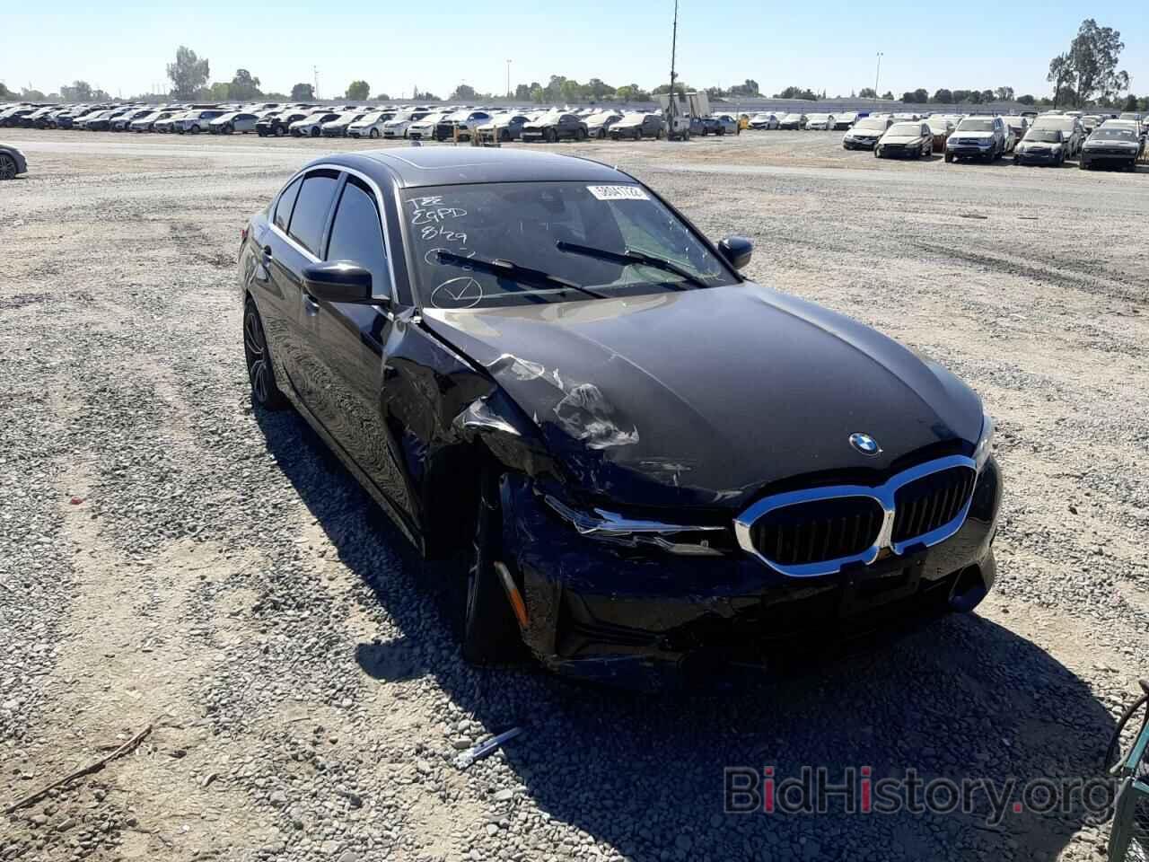 Photo WBA5R1C53KAJ99516 - BMW 3 SERIES 2019