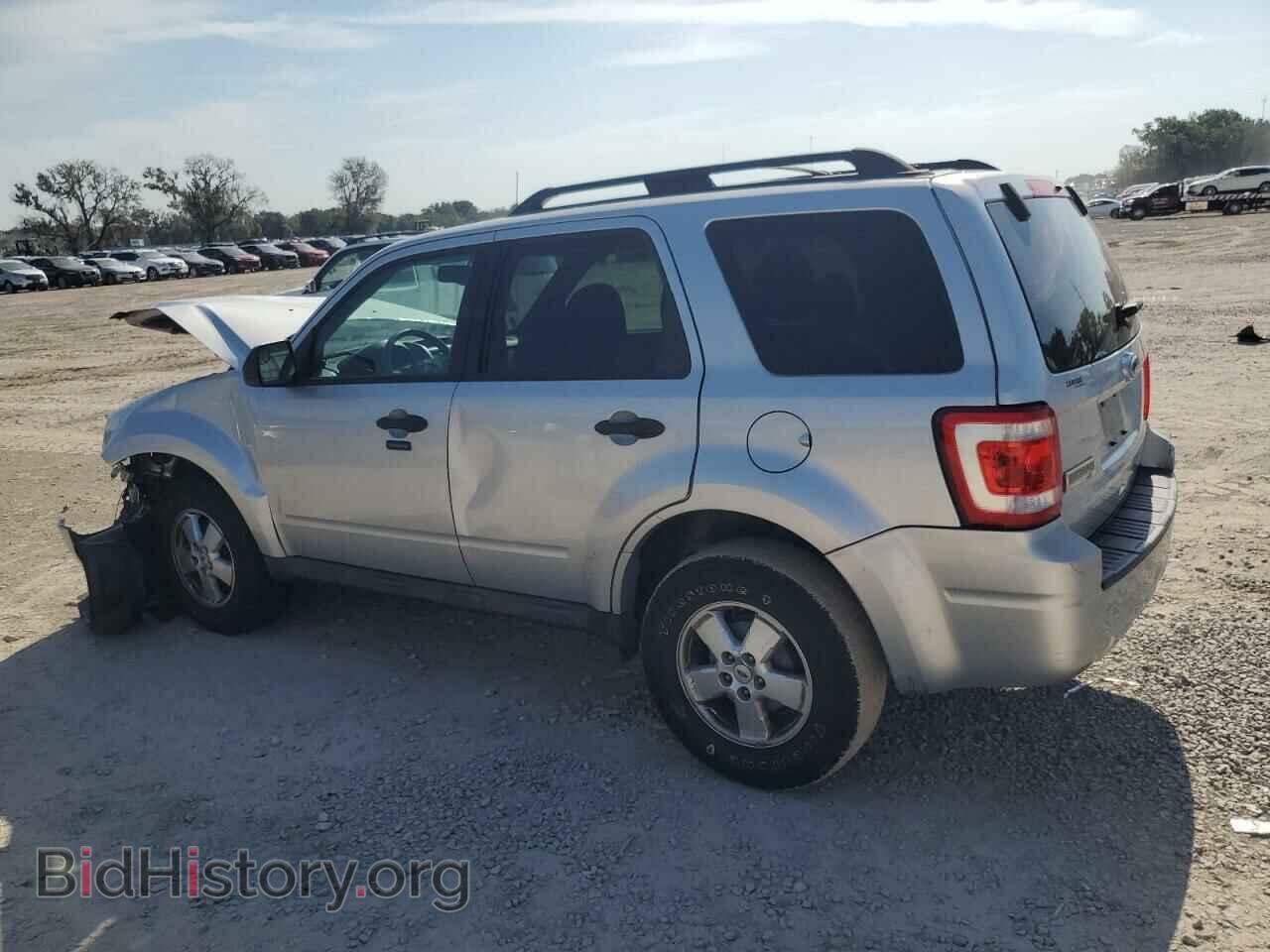 2011 FORD ESCAPE - VIN: 1FMCU9D74BKA18954 - Фото 2