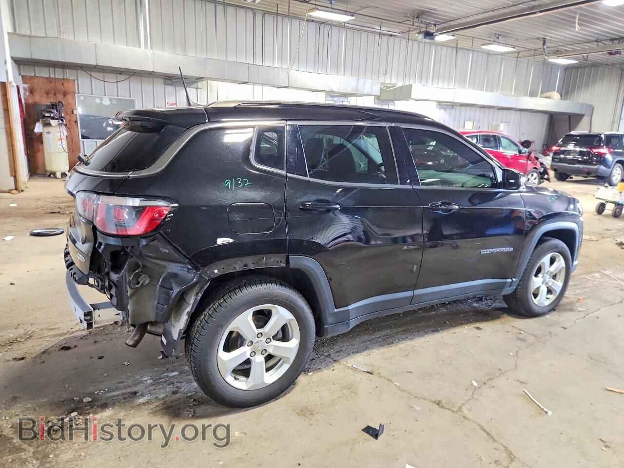 2018 JEEP COMPASS - VIN: 3C4NJCBB5JT272664 - Фото 3