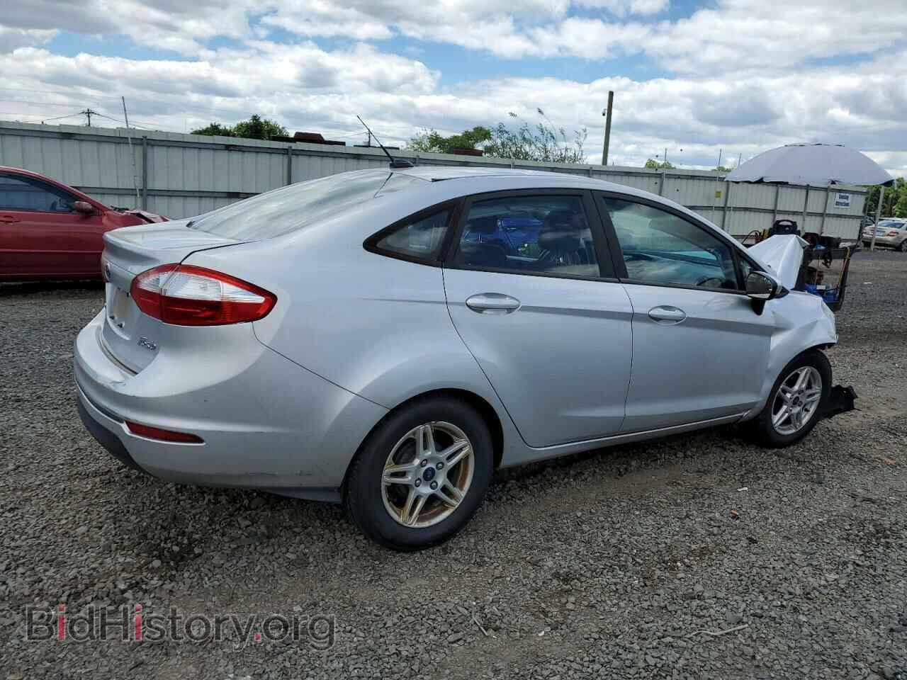 2017 FORD FIESTA - VIN: 3FADP4BJXHM138685 - Фото 3