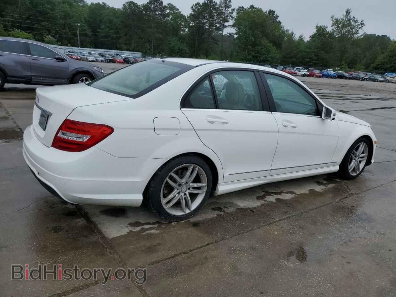 2014 MERCEDES-BENZ C-CLASS - VIN: WDDGF4HB3EA934865 - Фото 3