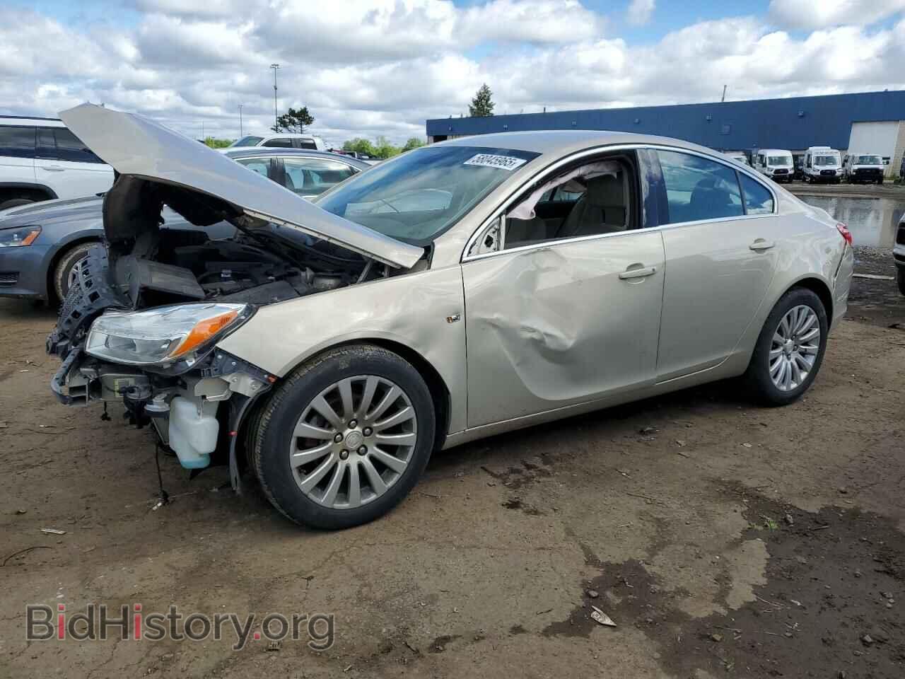 Photo 2G4GN5ECXB9207046 - BUICK REGAL 2011
