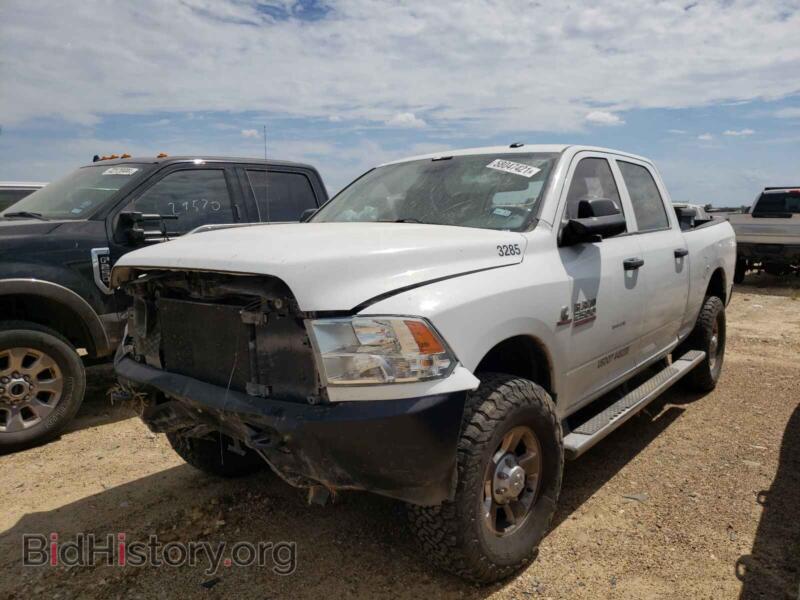 2014 RAM 2500 (VIN 3C6UR5CL5EG321925) — photo 2 of 10