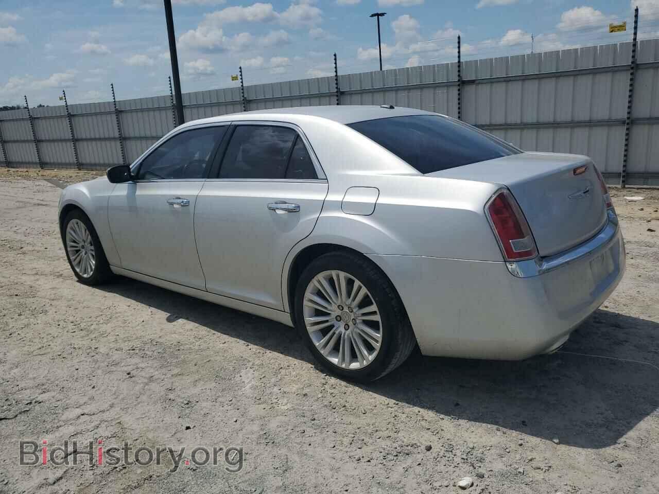 2012 CHRYSLER 300 - VIN: 2C3CCACGXCH208118 - Фото 2