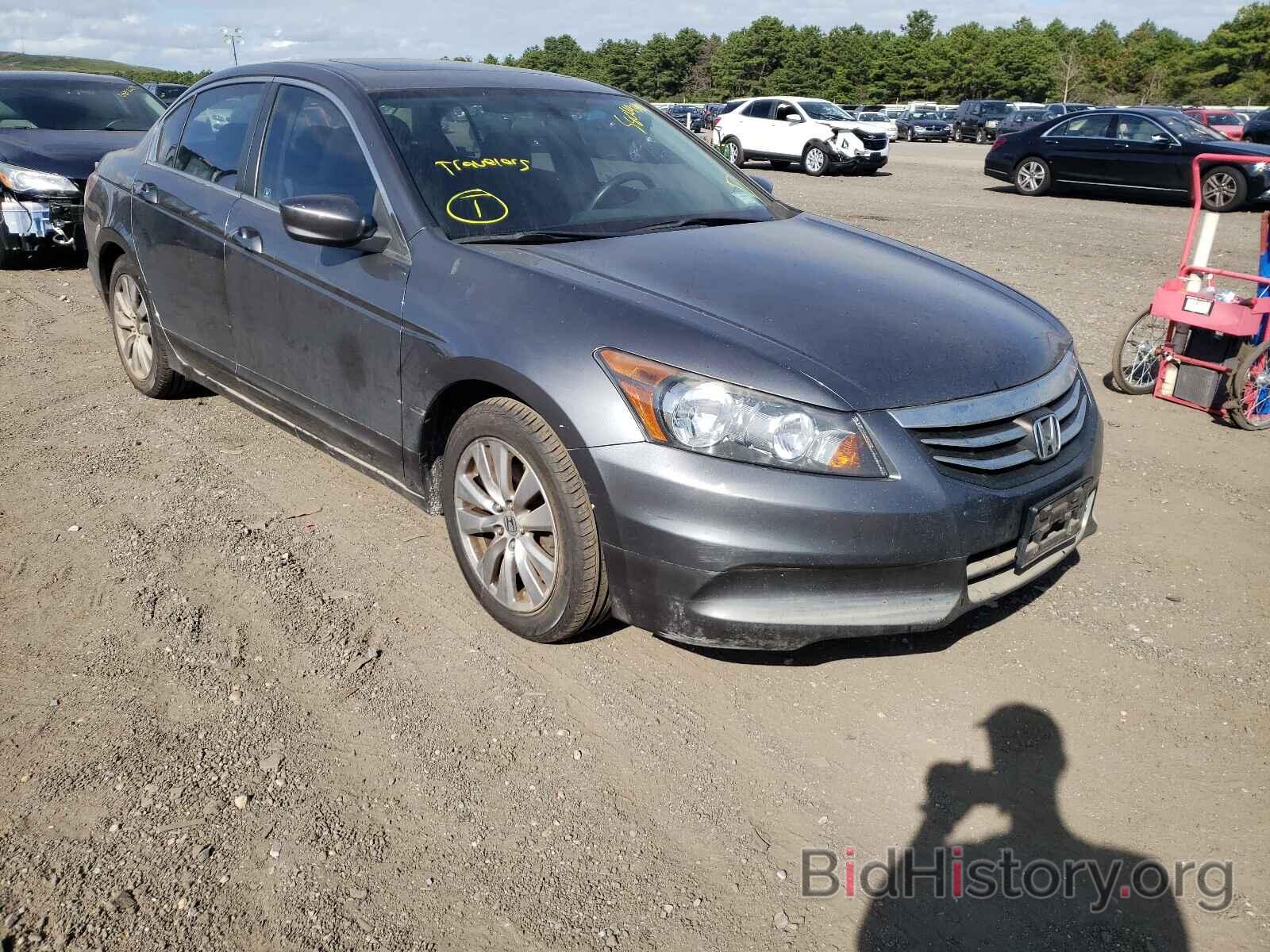 Photo 1HGCP2F74BA113389 - HONDA ACCORD 2011