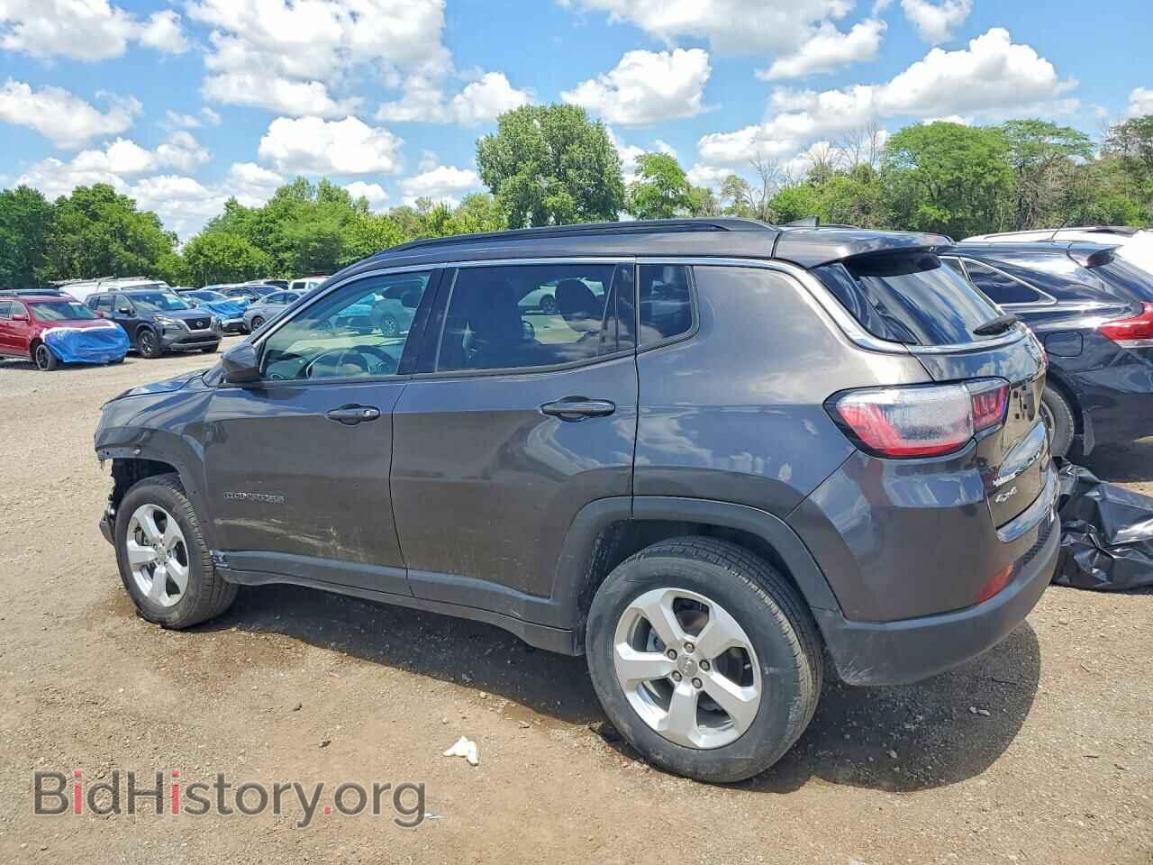 2018 JEEP COMPASS - VIN: 3C4NJDBB1JT199511 - Photo 2