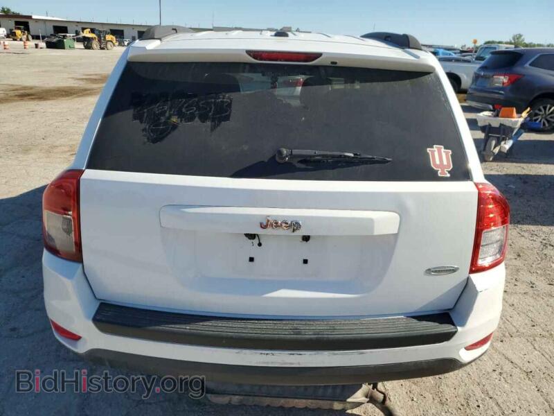 2011 Jeep COMPASS (VIN 1J4NT1FB5BD267653) — фото 6 из 13