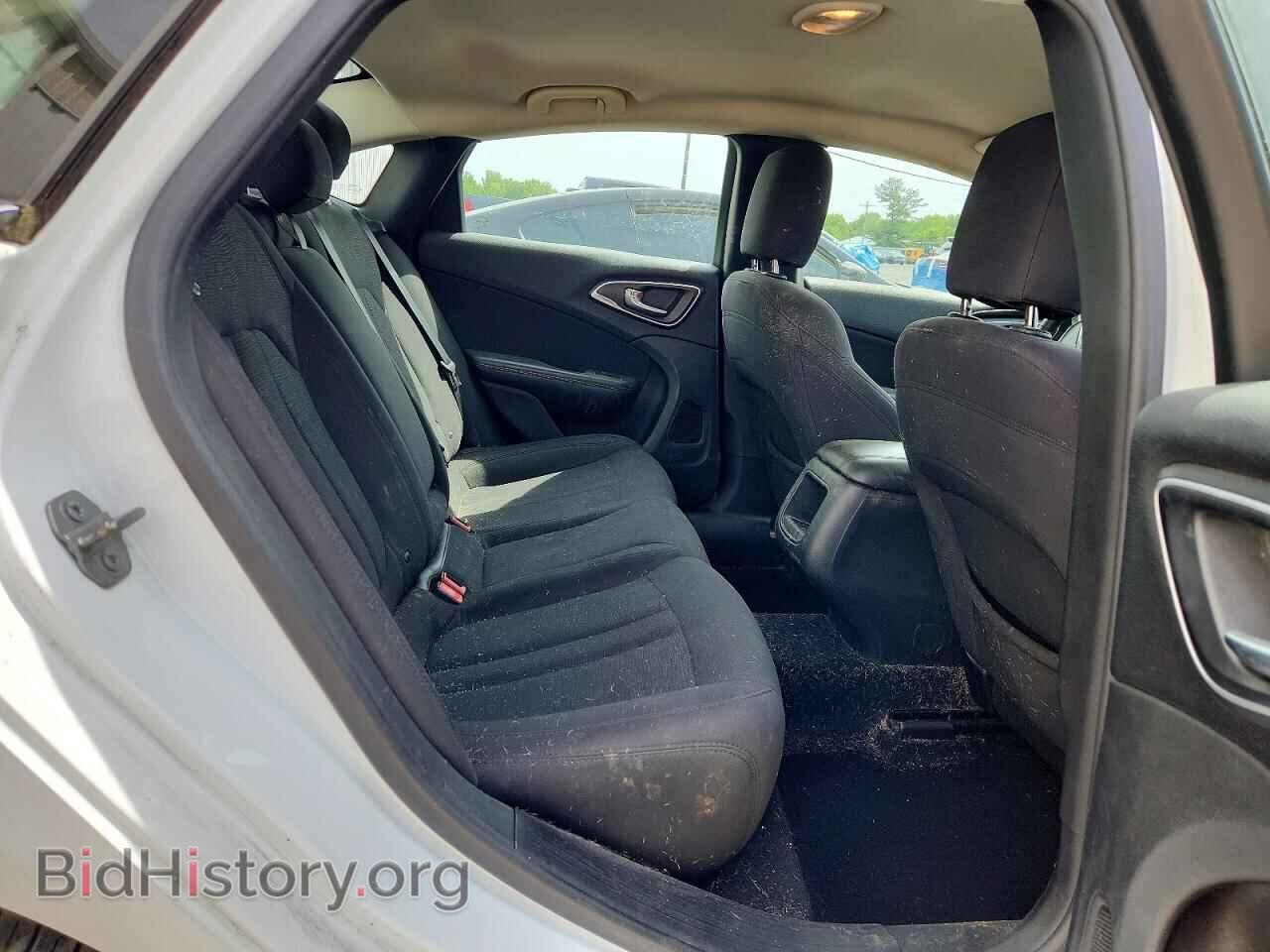 2015 CHRYSLER 200 - VIN: 1C3CCCAB4FN577653 - Photo 10
