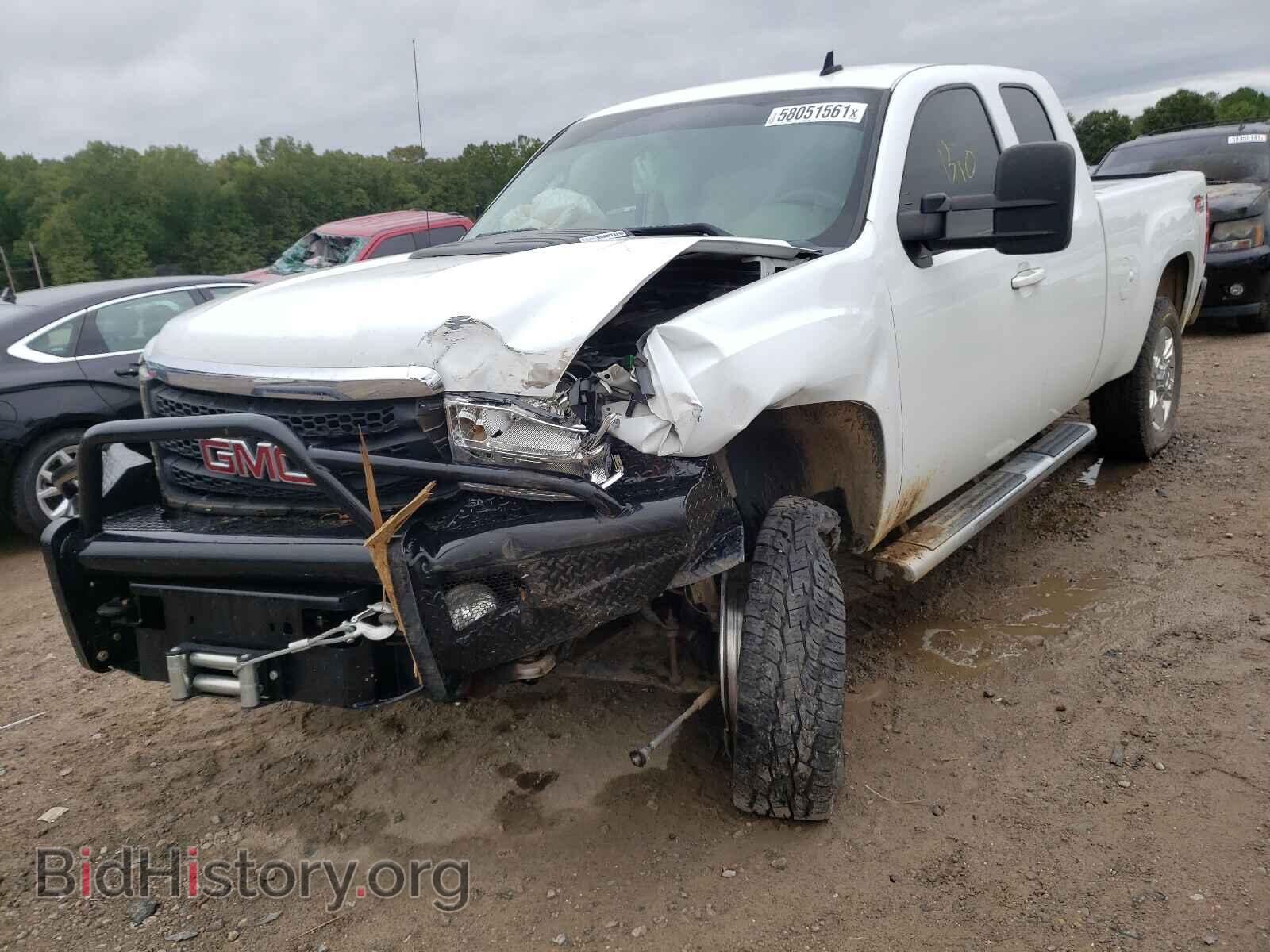 2012 GMC SIERRA - VIN: 1GT221E81CZ106447 - Фото 9