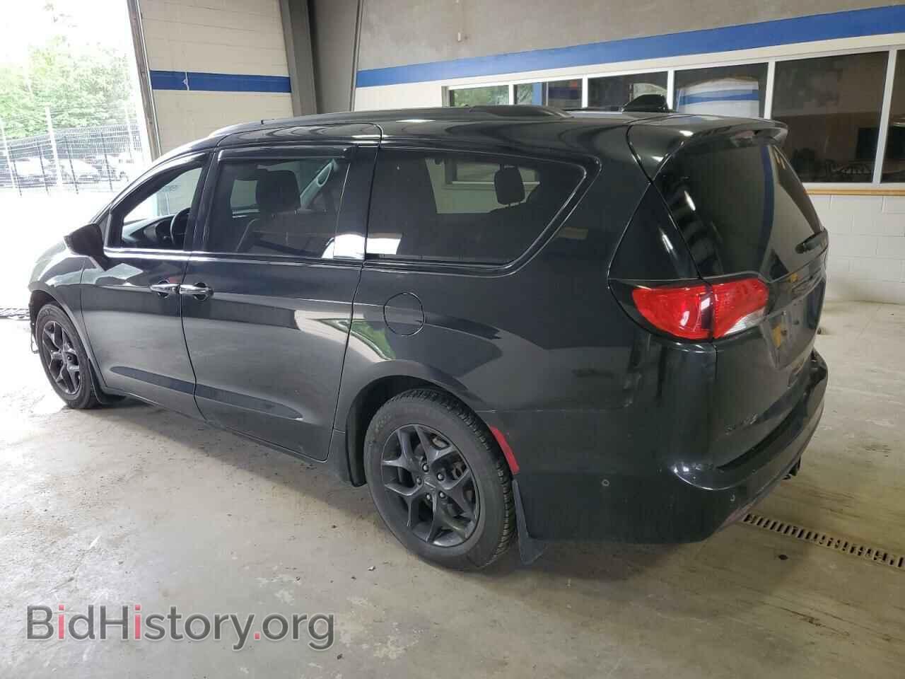 2019 CHRYSLER PACIFICA - VIN: 2C4RC1EG5KR668041 - Фото 2