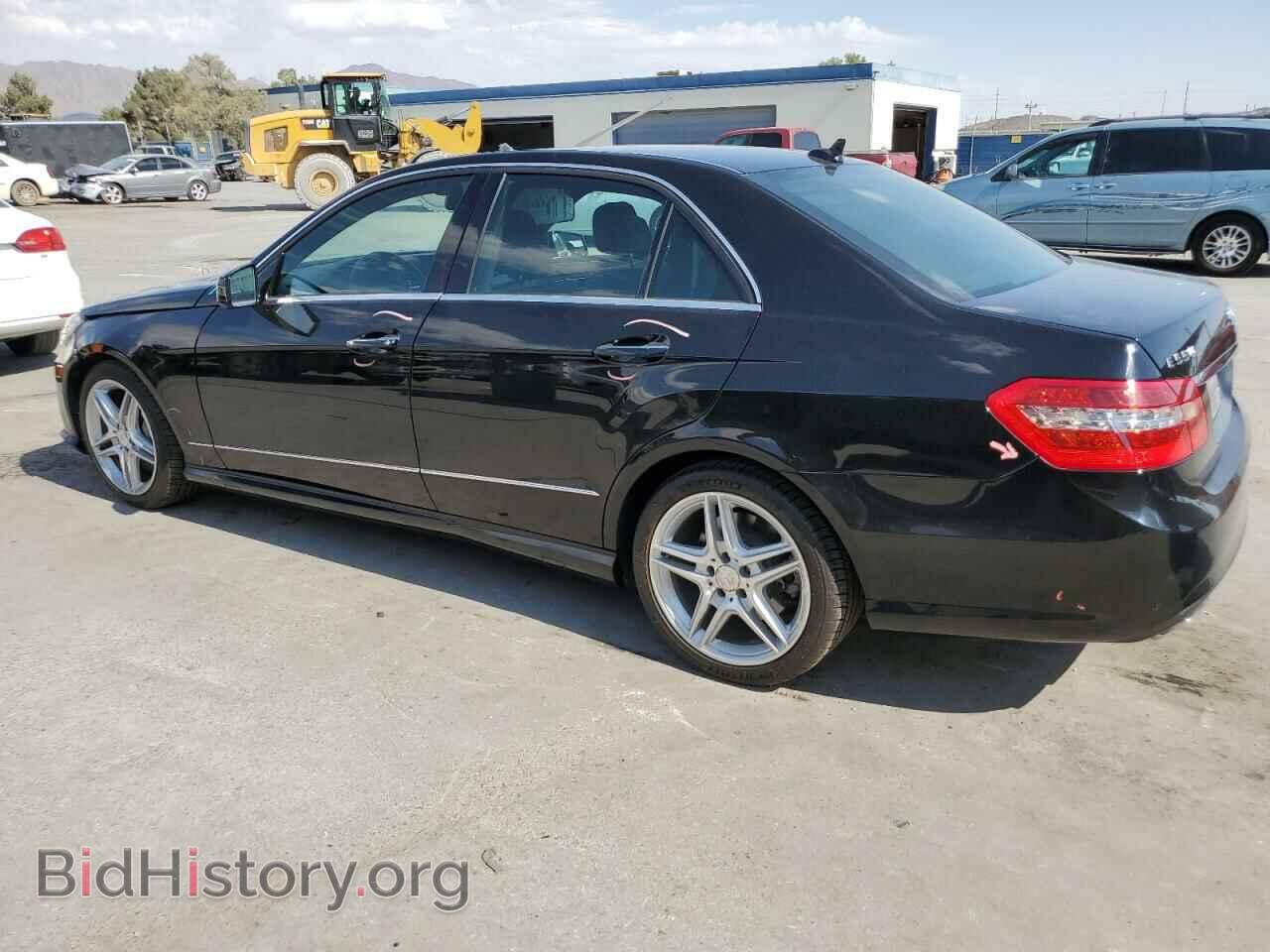 2011 MERCEDES-BENZ E-CLASS - VIN: WDDHF7CB7BA274855 - Фото 2