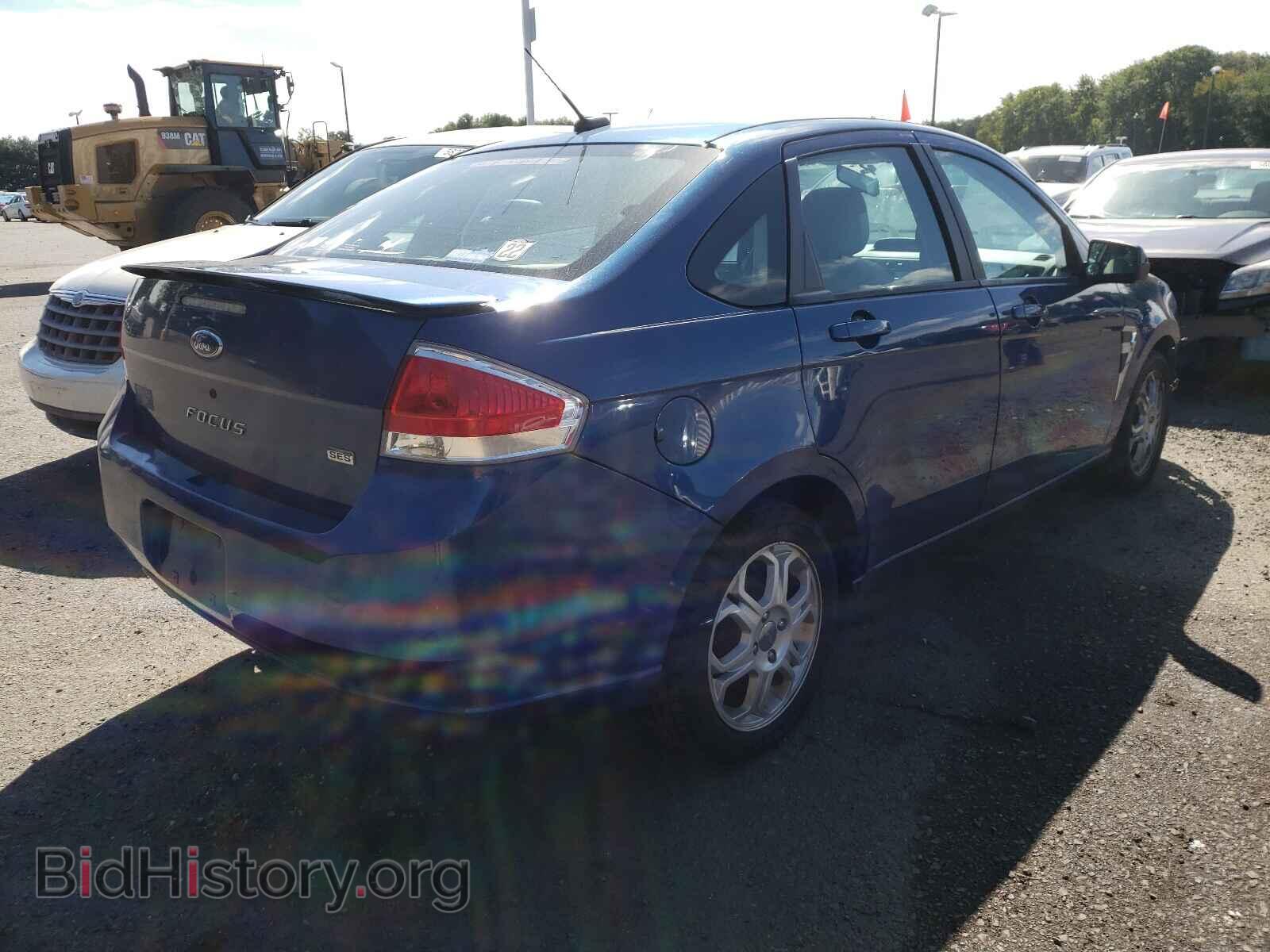 2008 FORD FOCUS - VIN: 1FAHP35N28W106937 - Photo 4