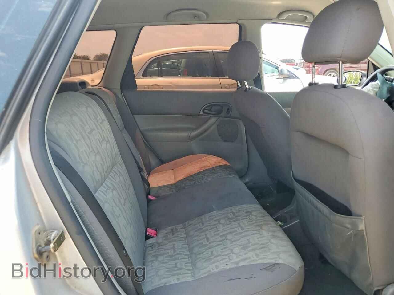 2005 FORD FOCUS - VIN: 1FAFP36N95W245948 - Фото 11