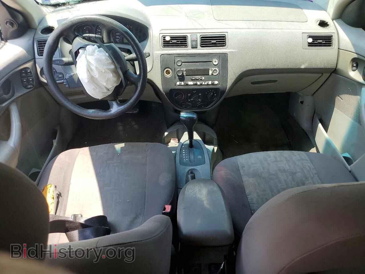 2005 FORD FOCUS - VIN: 1FAFP36N95W245948 - Фото 8