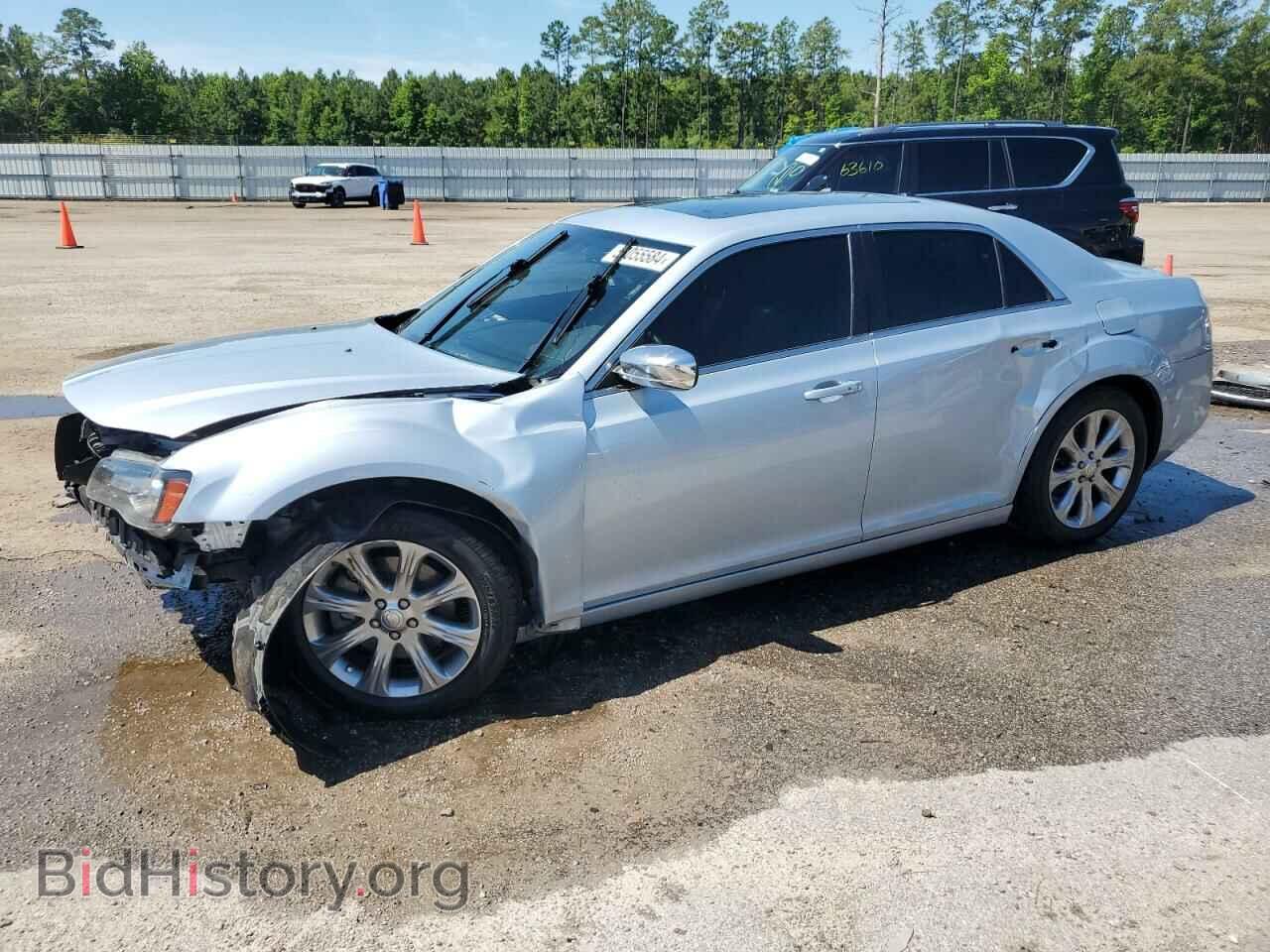 Фотография 2C3CCAGG2DH592102 - CHRYSLER 300 2013