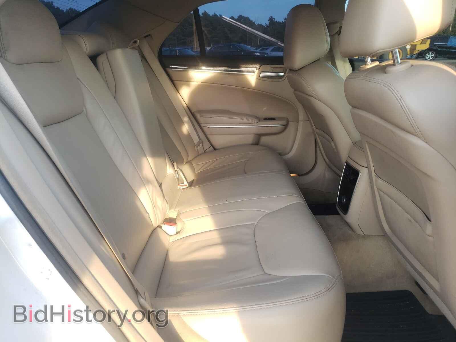 2014 CHRYSLER 300 - VIN: 2C3CCAAG2EH143142 - Фото 6