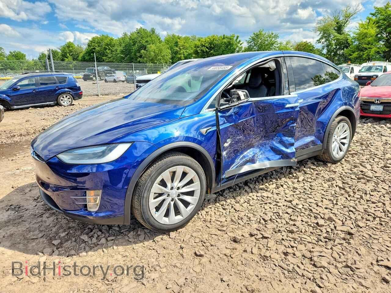 Фотография 5YJXCBE20HF057677 - TESLA MODEL X 2017