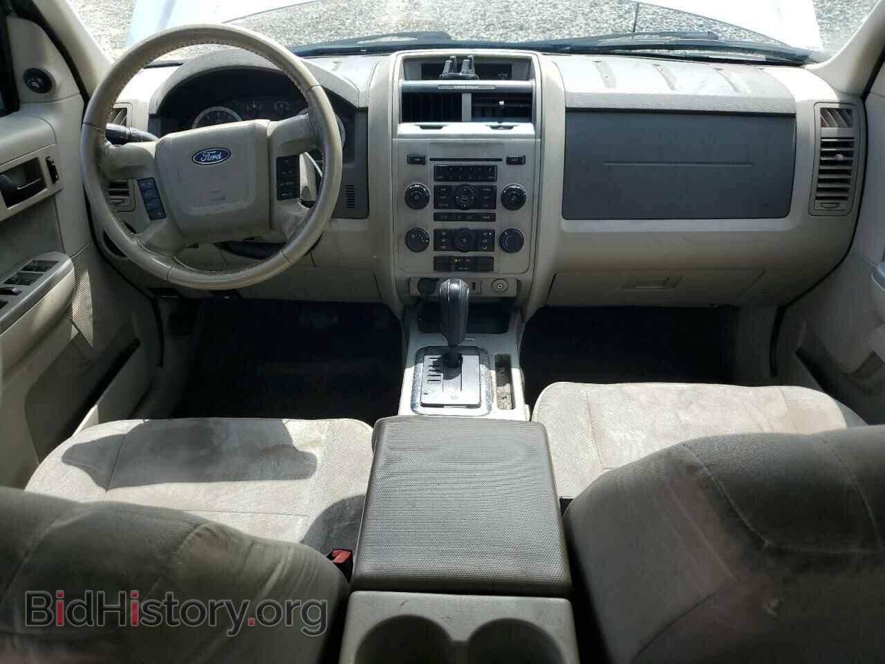 2011 FORD ESCAPE - VIN: 1FMCU0D77BKC08470 - Фото 8