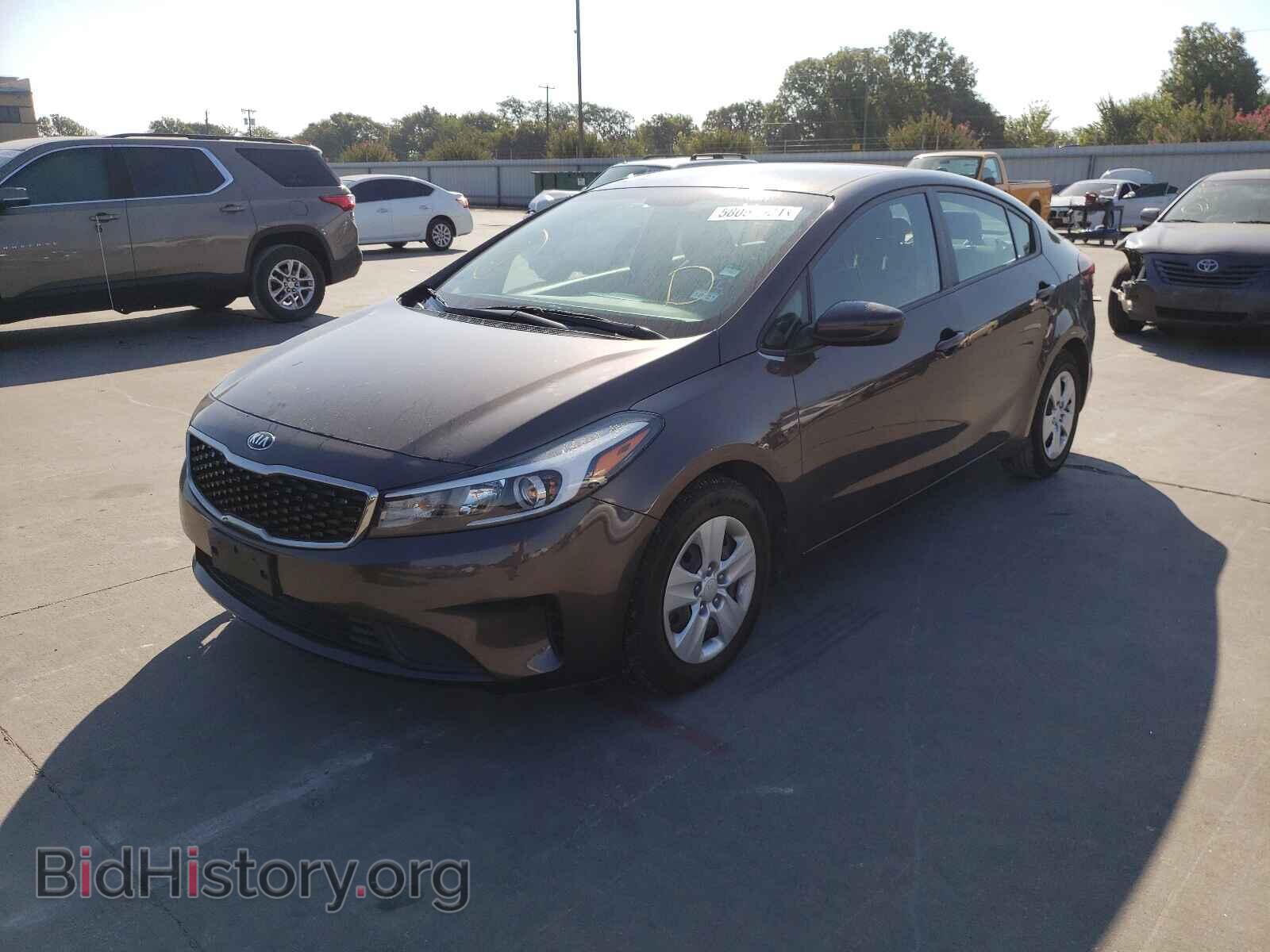 2017 KIA FORTE - VIN: 3KPFL4A7XHE142556 - Фото 2