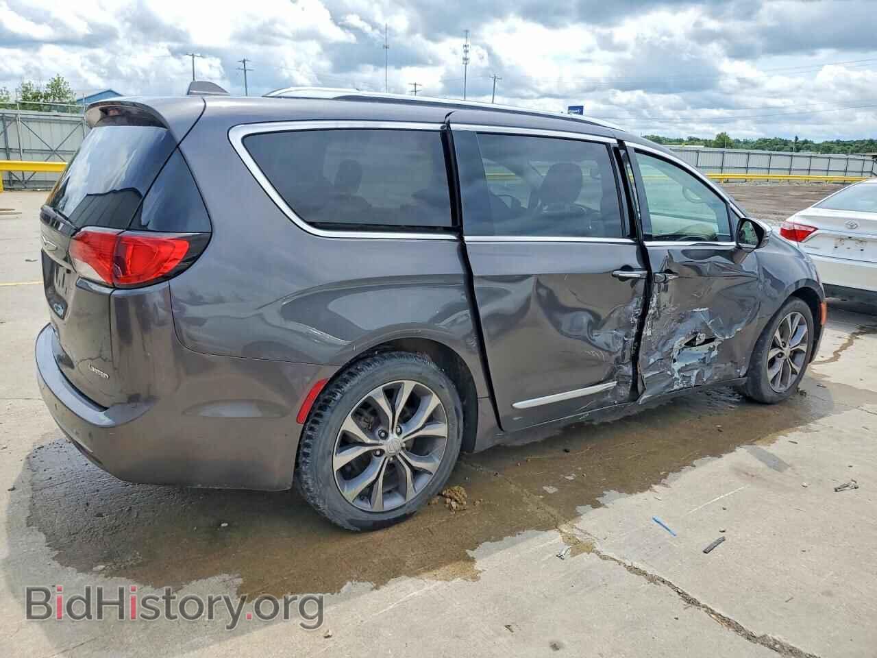 2017 CHRYSLER PACIFICA - VIN: 2C4RC1GG9HR627658 - Фото 3