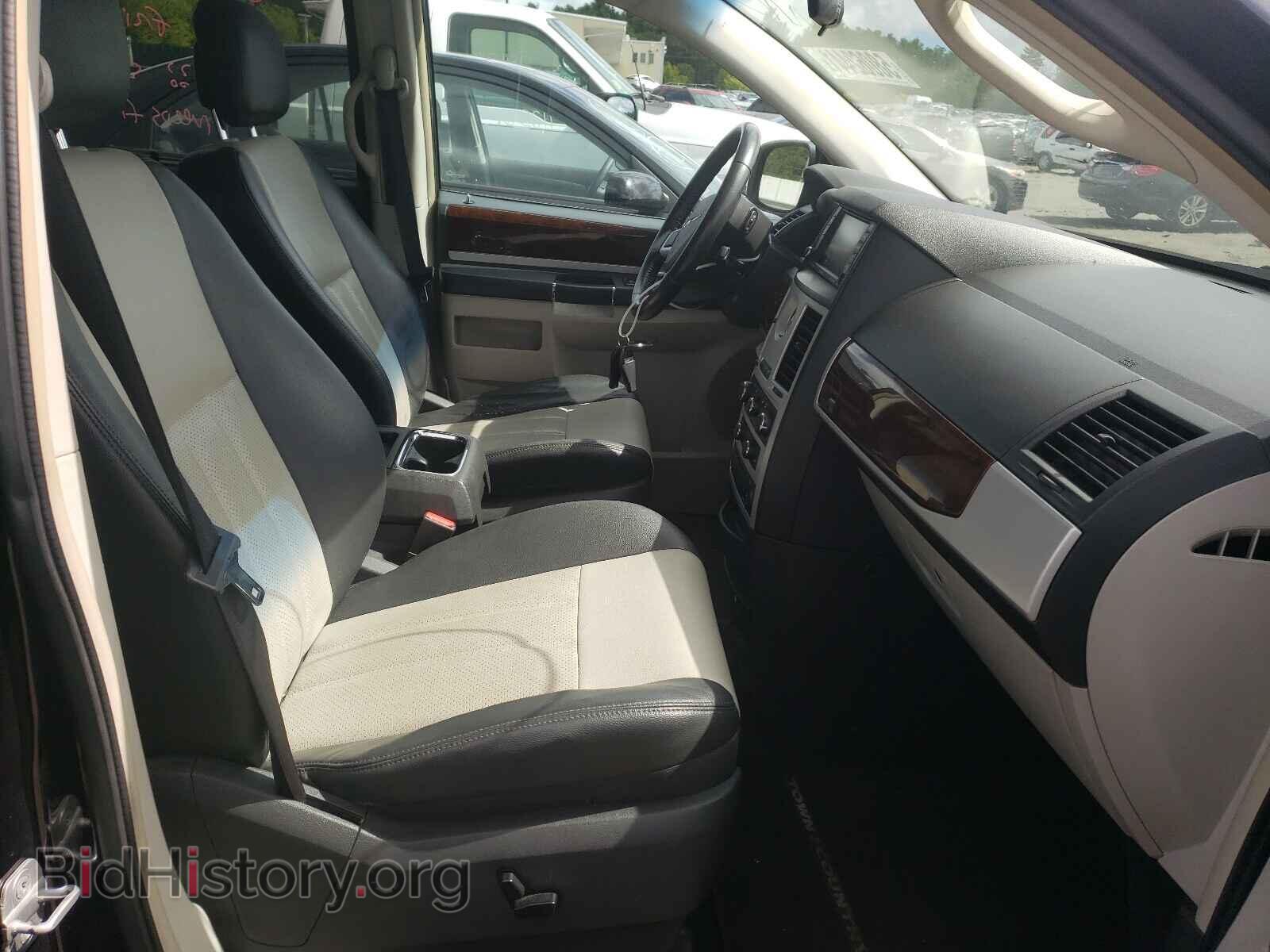 2010 CHRYSLER MINIVAN - VIN: 2A4RR8DX7AR321148 - Фото 5