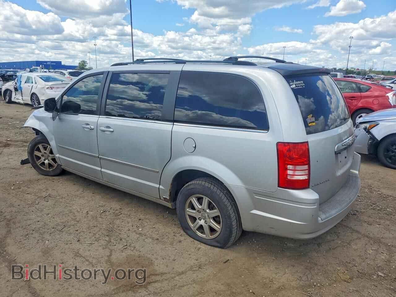 2009 CHRYSLER MINIVAN - VIN: 2A8HR54169R592783 - Фото 2
